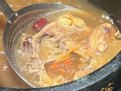 -蘑界·野生菌火锅(深业上城店)