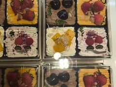 -山与蓝·轻糖鲜果蛋糕(勒泰店)