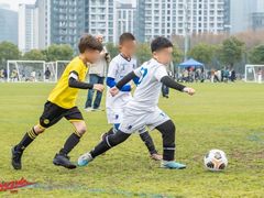 -Riverside河畔少儿足球培训(前滩店)