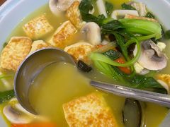 杂菌手工豆腐-涌觅名灶·本地海鲜宁波菜(财富广场店)