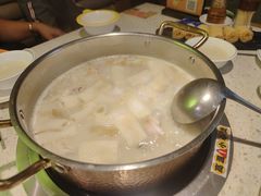 胡椒猪肚鸡-顺德公广东猪肚鸡·煲仔饭(白石洲店)