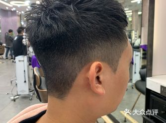 头顶较塌的 日常打理方法：自然吹干即可