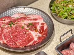 -蚂蚁洞·烤肉大营地(上海静安大悦城店)