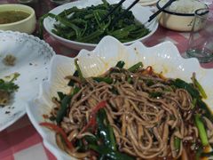-洪霞餐馆