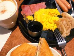 -必胜客(打浦桥日月光店)