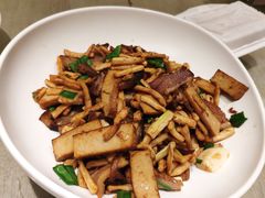 -渝乡辣婆婆·川菜 水煮鱼(中山西路店)