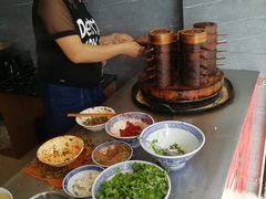 -曾笼笼牛肉饼