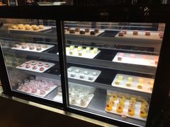 面包甜点陈列柜-V-ONE西雅图海鲜自助餐厅(仓山万达广场店)