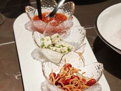 餐前小食-海派悦庭·海胆烧麦·新融合菜(凯德广场店)