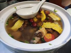 -江城小馆陕南妈妈菜·全球旅行餐厅(钟楼店)