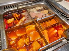 -海底捞火锅鲜切牛肉主题店(长寿路店)