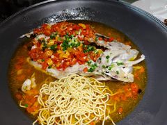 翘嘴鱼头-田趣园长沙菜(天安云谷店)