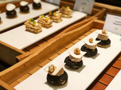 -圣丰索菲特·2 On 988 Café 自助餐厅