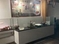 -金皇国际大酒店(桂林两江四湖火车站店)