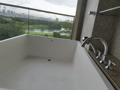-深圳隐秀山居酒店