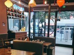 -滴水·湘逢(南汇大学城生活广场店)