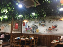 大堂-三里屯土灶炖公鸡地锅鸡(江东店)
