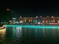 -云顶旋转自助景观餐厅