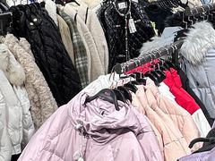 -唯品会(北京国瑞城店)