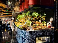 -雍容荟帝王蟹活龙虾展台自助(IFS黑金店)