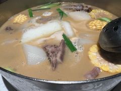 -肥仔文澳门猪骨煲(南京西路店)