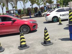 -中港石油加油站