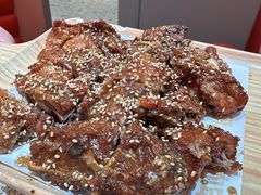 -小董哥烤串·爆汁大油边(故宫店)