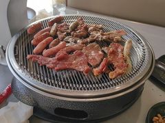 -啊美丽炭火烤肉(滑翔一店)