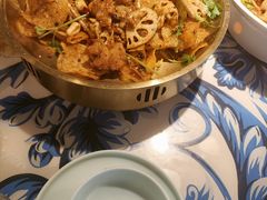-川流不息·地道川菜·小龙虾(新松江路店)
