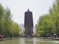 -玲珑塔公园