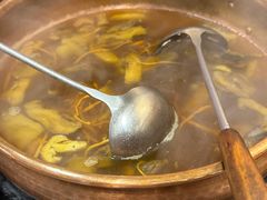 -阿山卓·野生菌火锅·纳西火塘烤肉