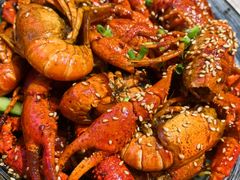 -肥肥虾庄·金牌油焖大虾(首义路店)