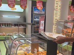 -顶东面包花园·生日蛋糕(太平店)