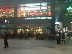 -星巴克(昆明金鹰天地店)