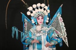 -华韵京剧摄影(洋桥角门东店)