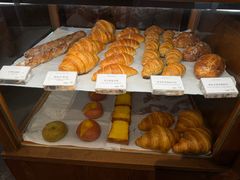 焦糖牛角包-来回·咖啡(天河南店)