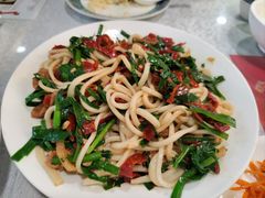 -汗腾格里·风味餐厅(新疆驻京办店)