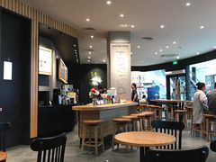 用餐区-星巴克臻选(长沙TX年轻力中心店)