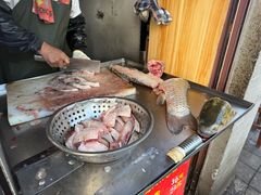 -梅记大块头爆鱼店(乍浦路店)