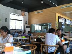 大堂-晋善晋美(滕州市鲁南美食城店)