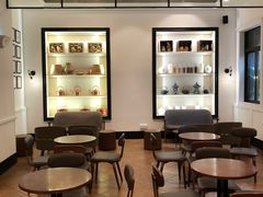 大堂-星巴克臻选(广州沙面店)