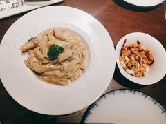 奶油培根蘑菇意面-Ambra Haus琥珀屋精酿餐厅(宝山店)