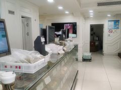 -上海哈尔滨食品厂(淮海中路店)