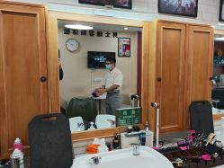 -韦恩先生Barbershop英式男士理发馆