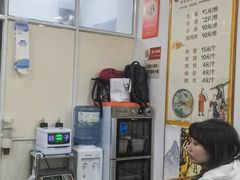 -正宗李家土鸡米线店