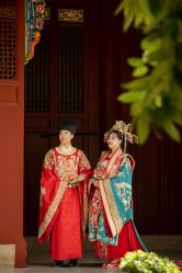 -挪娅婚纱摄影皇家会所