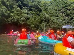 -安吉龙王山峡谷漂流