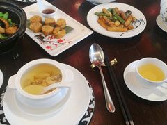 -圣丰索菲特·2 On 988 Café 自助餐厅