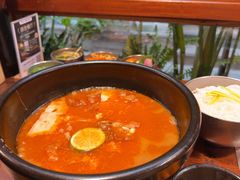 -银米·云南传统过桥米线(双廊黑金冠店)