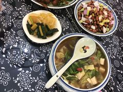 -八两八金·莱芜特色炒鸡(市南漳浦路店)